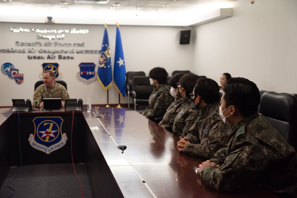 ROKAF Interpretation Officers in Training Tour Osan