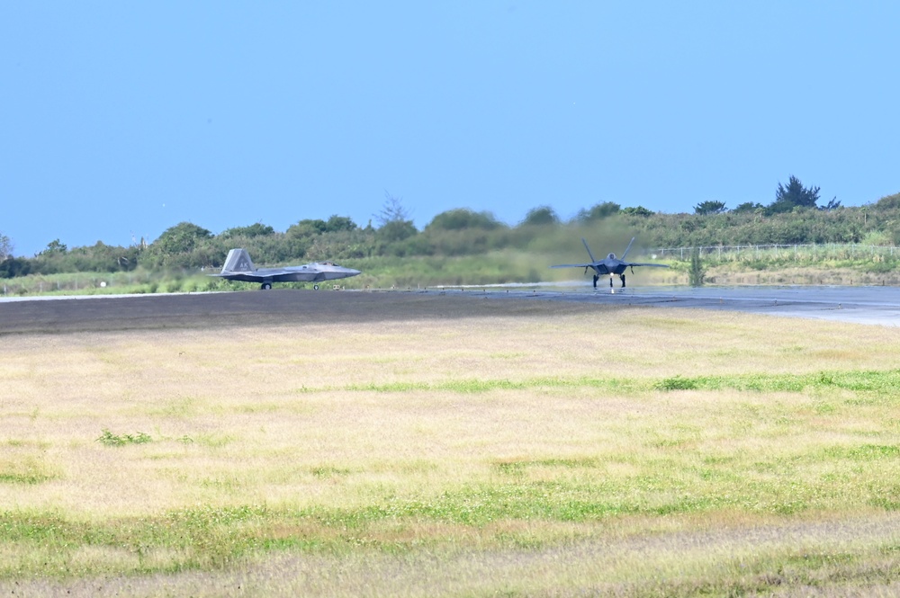 F-22 Raptors launch, land during AR 23-1