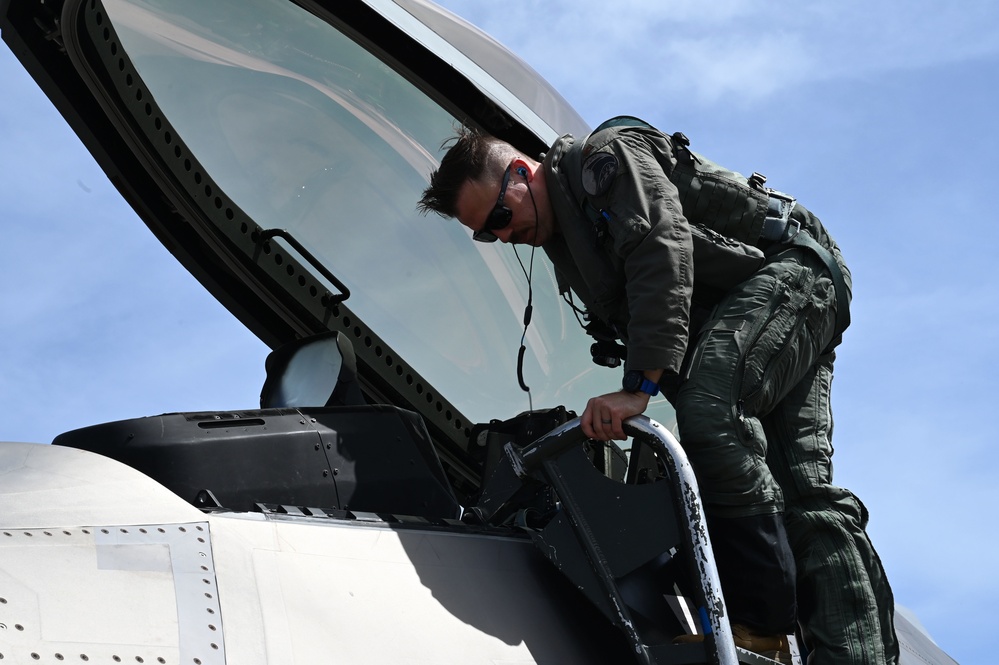 F-22 Raptors launch, land during AR 23-1