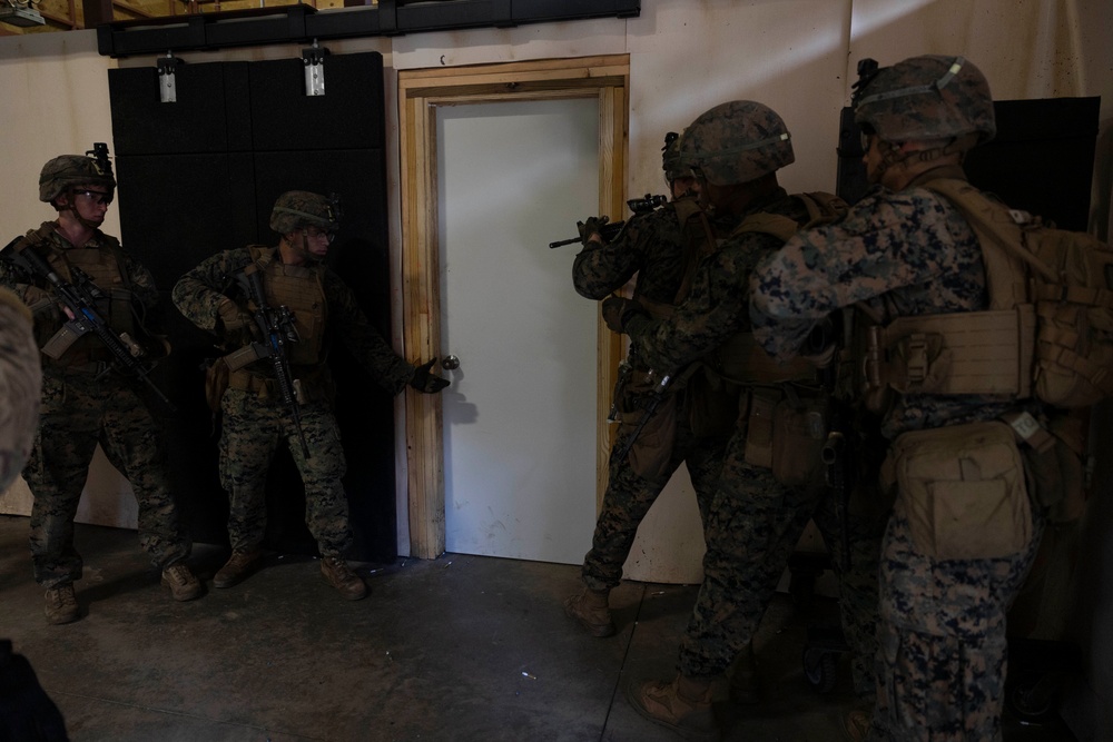 MARSOC, V18 conduct interoperability training