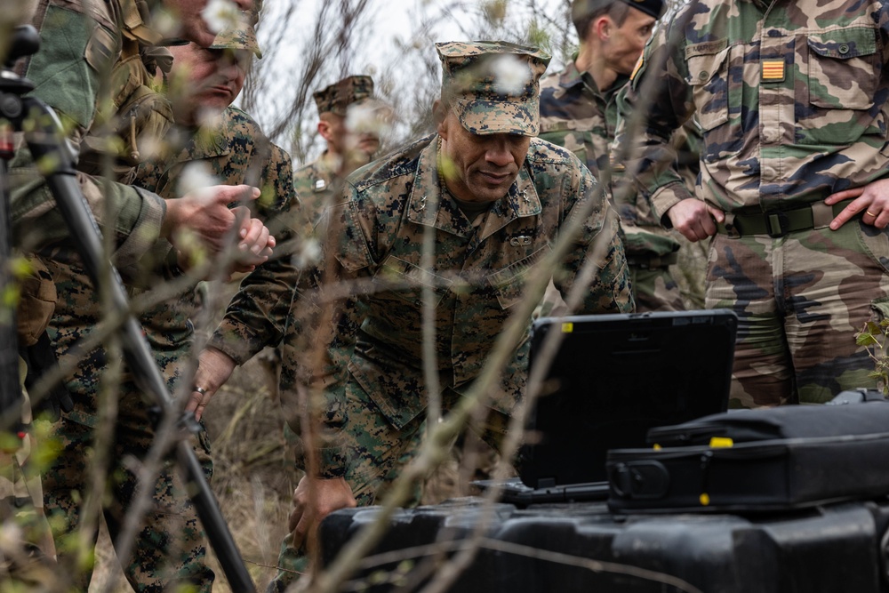 2d MARDIV CG Visits Marines, Sailors and NATO Allies