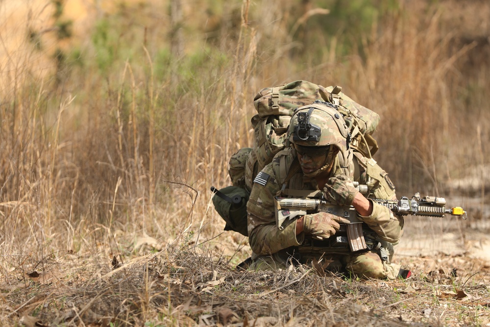 Soldiers with 2BCT of the 10th Mountain Division are moved by helicopter for JRTC