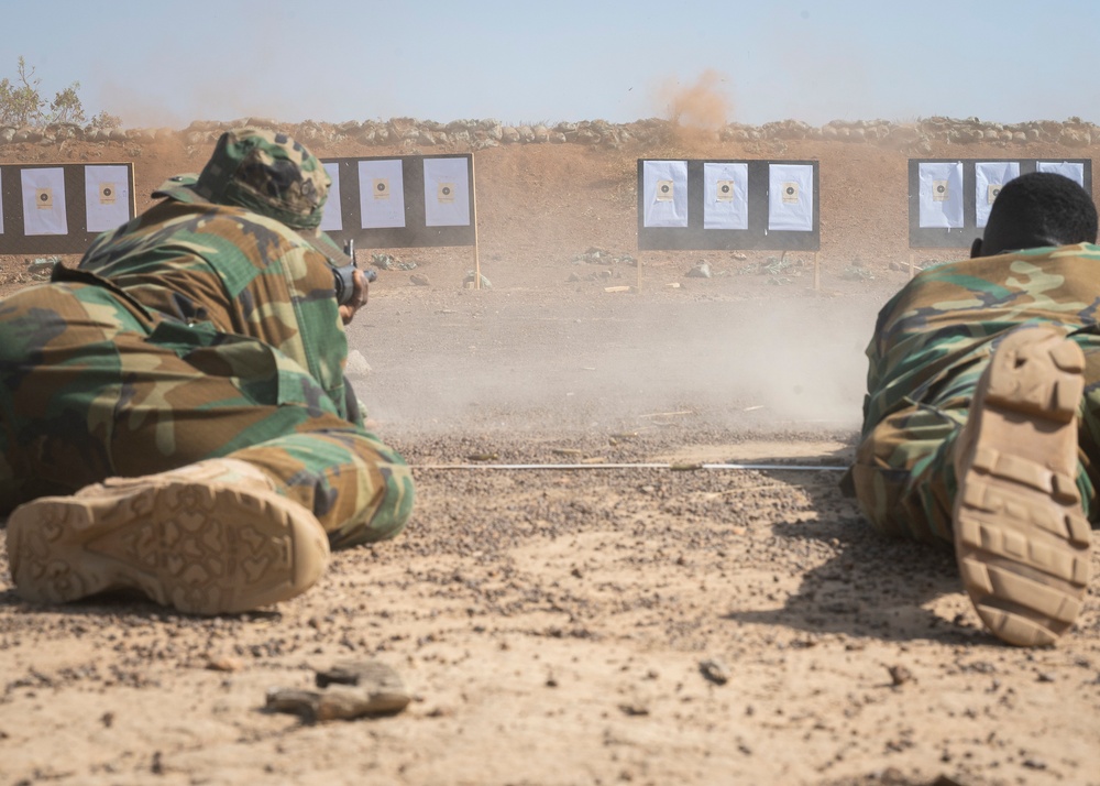 Ghanaian Armed Forces conduct weapons training