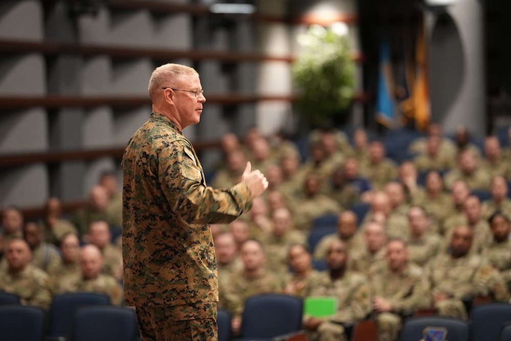 U.S. SPACECOM SEL Speaks at Air Force SNCOA