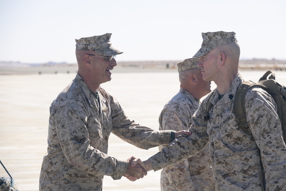 Commandant, Sergeant Major of the Marine Corps arrive at MCAGCC