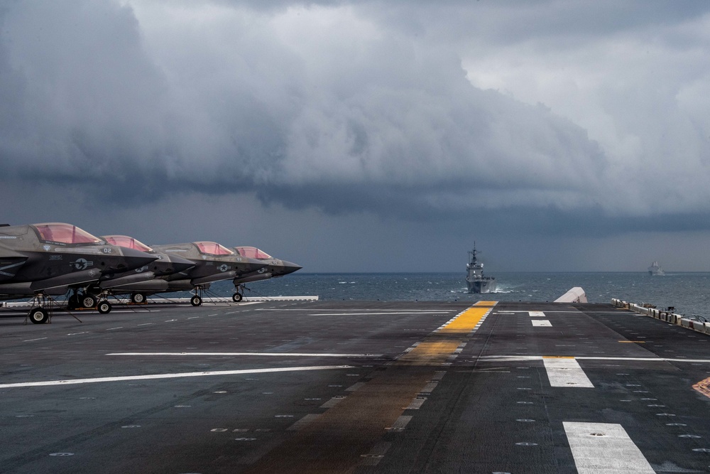 USS America, JMSDF Participate in Mine Counter-Measure Exercise During Exercise Iron Fist