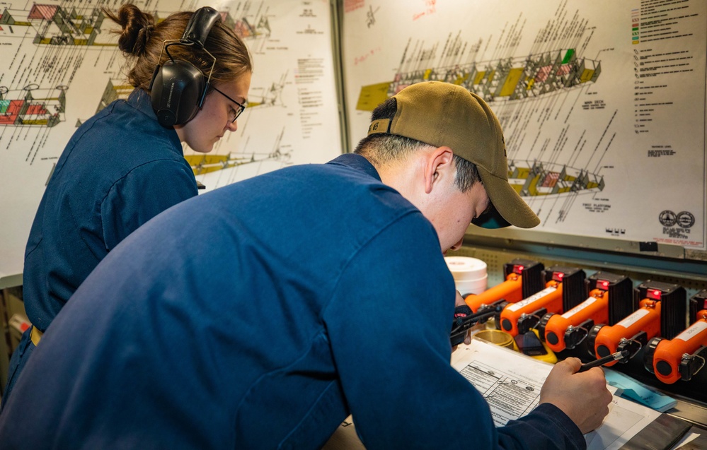 USS Benfold Conducts General Quarters drill while Underway