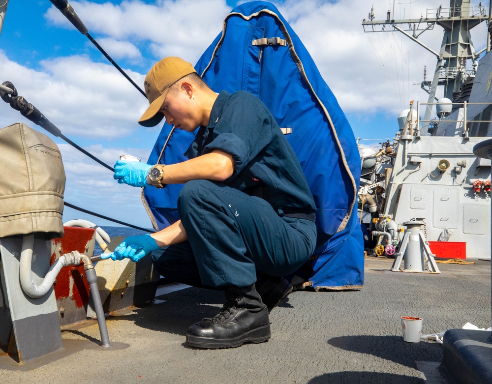 USS Benfold Conducts Routine Operations while Underway