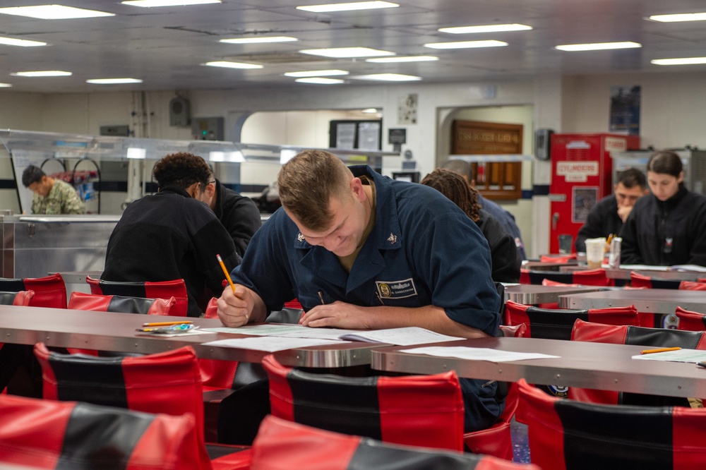 Boxer Second Class Petty Officers Put Their Knowledge to the Test