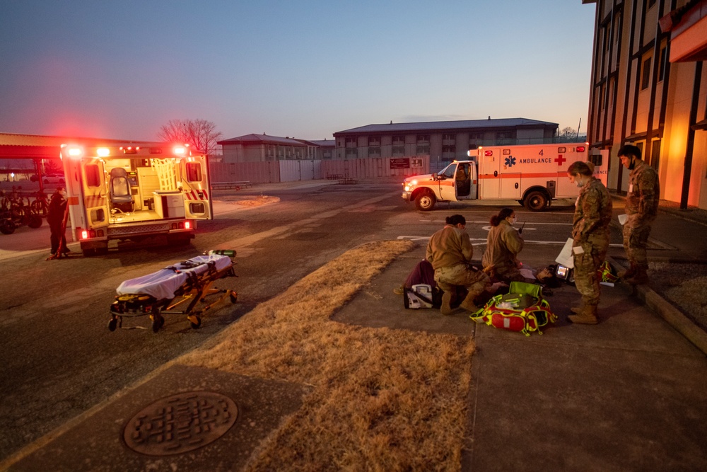 U.S. and ROK Medical train for trauma