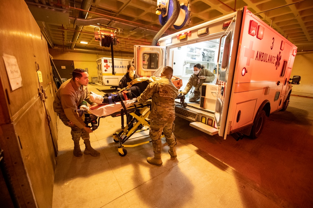 U.S. and ROK Medical train for trauma