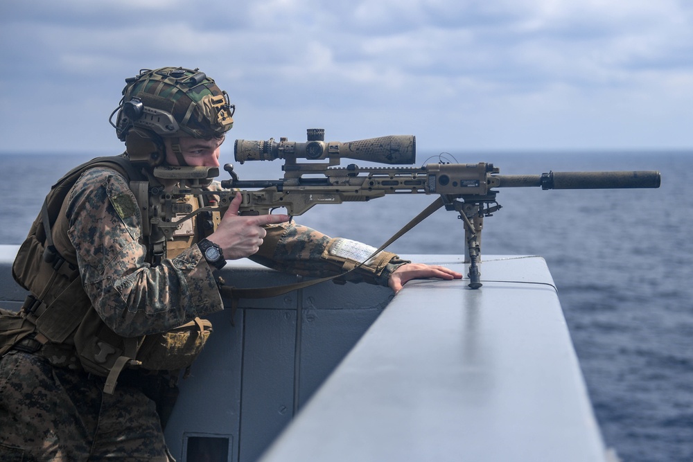 USS Green Bay (LPD 20) Conducts VBSS Drill with 31st MEU