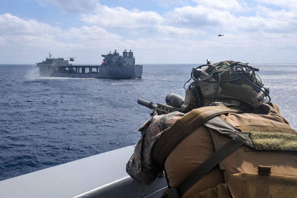 USS Green Bay (LPD 20) Conducts VBSS Drill with 31st MEU