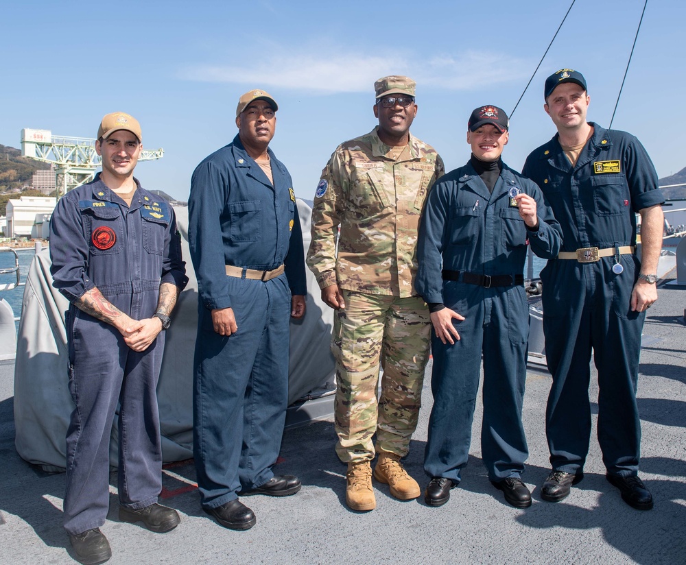 USFJ Senior Enlisted Leader visits Sasebo