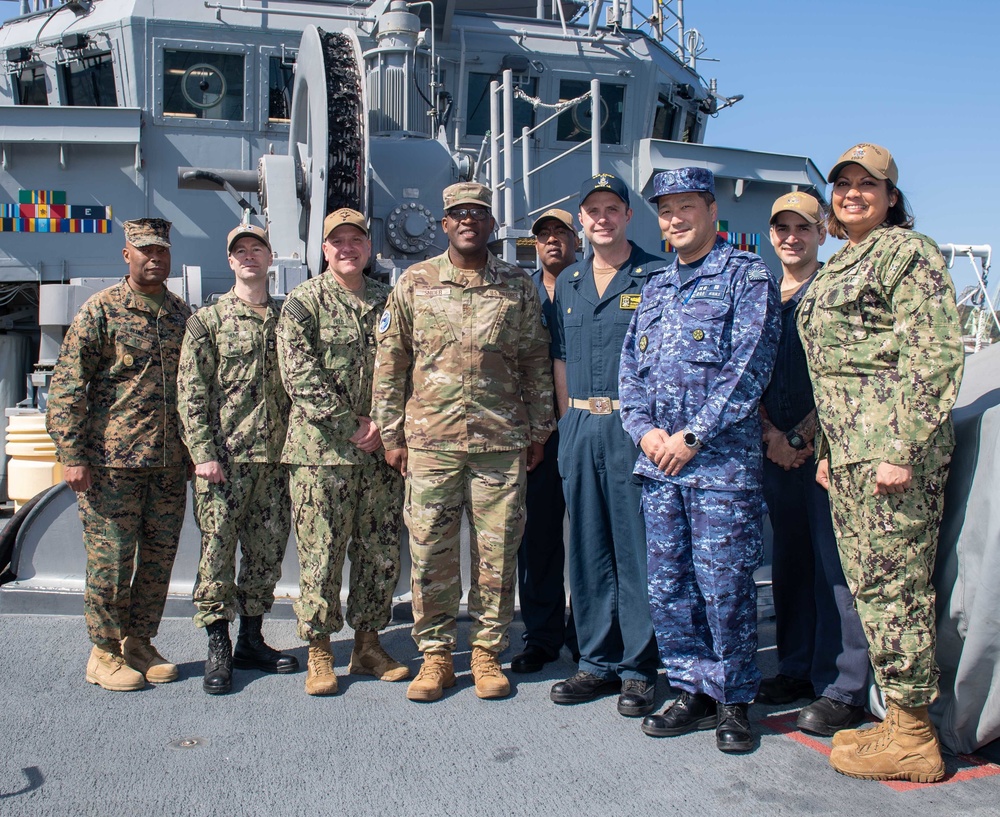 USFJ Senior Enlisted Leader visits Sasebo