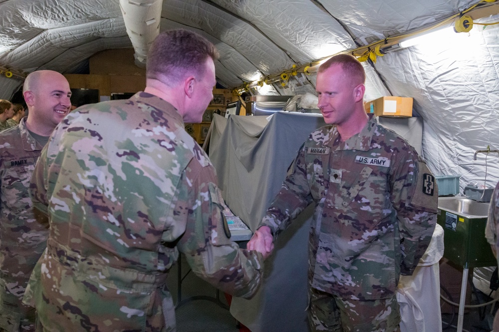 Brig. Gen. Jeffrey Schreiner visits Joint Task Force Medical 374's Role III Hospital in Iraq