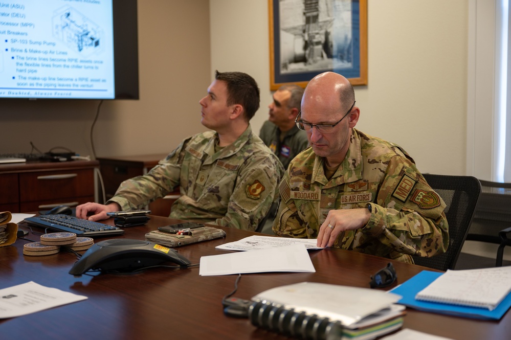 USAFSAM visits 90MW for cancer discussions