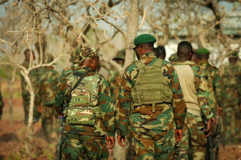 U.S. and Ghanaian Forces conduct Counter-IED training