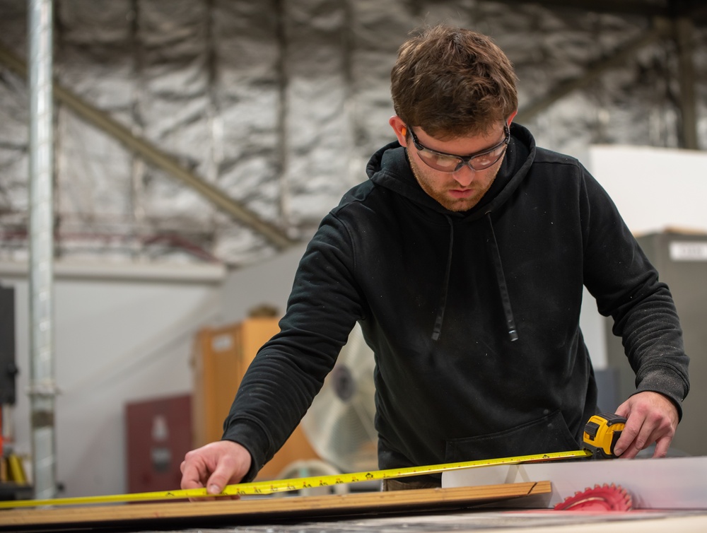 20-year old carpenter living his best life