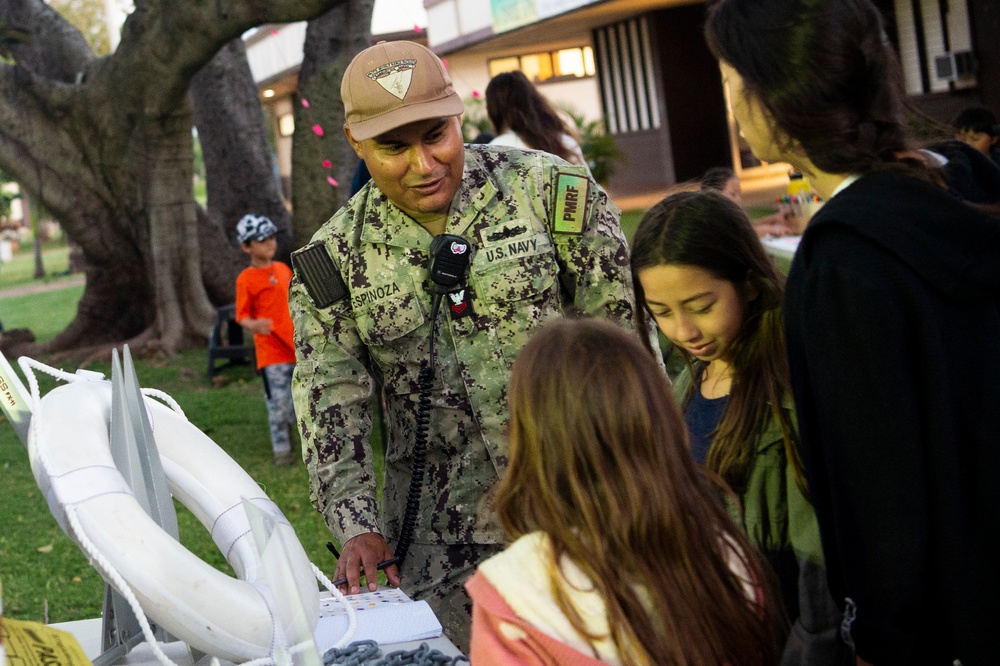 PMRF Sailors Visit Local Kauai Elementary School for Educational Night