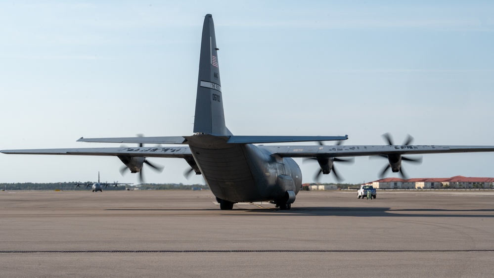 Little Rock AFB evacuates aircraft to MacDill ahead of dangerous storms