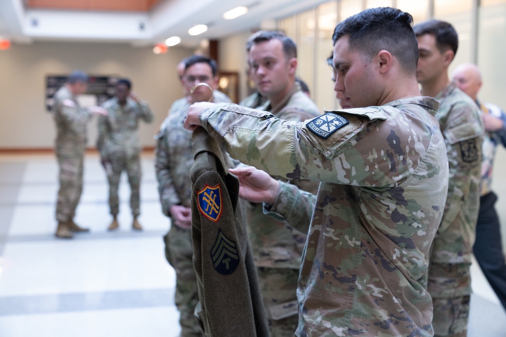 University of South Carolina ROTC cadets visit USARCENT