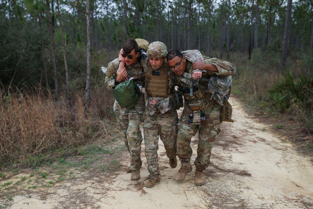 7th Special Forces Group (Airborne) Group Support Battalion Combat Life Saver Course