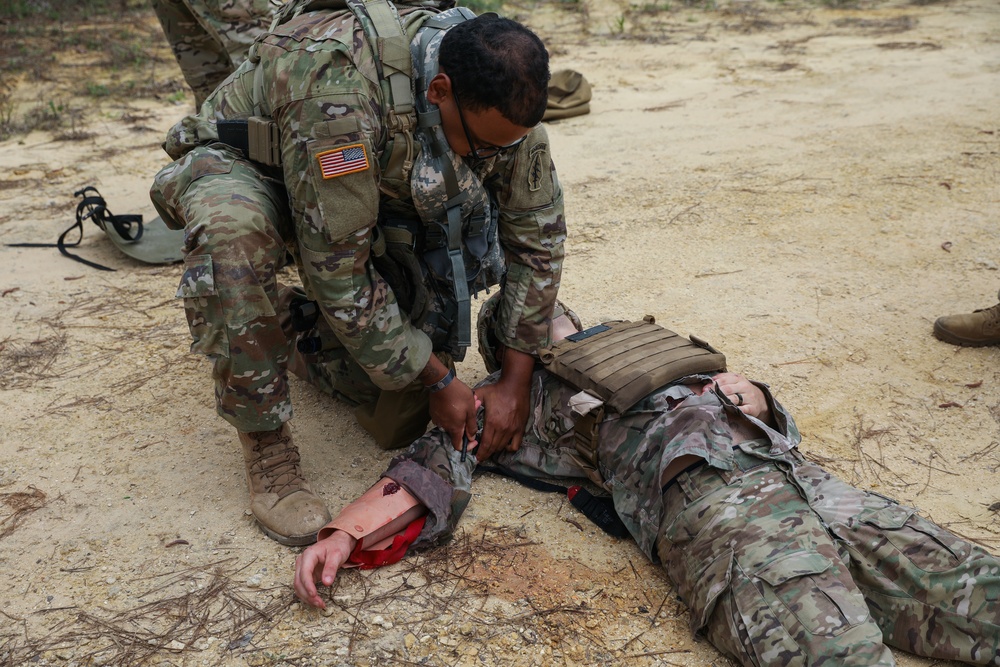 7th Special Forces Group (Airborne) Group Support Battalion Combat Life Saver Course