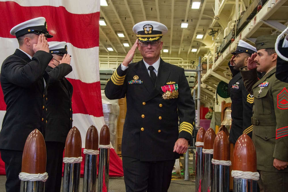 USS Boxer Hosts CPR 5 Change of Command