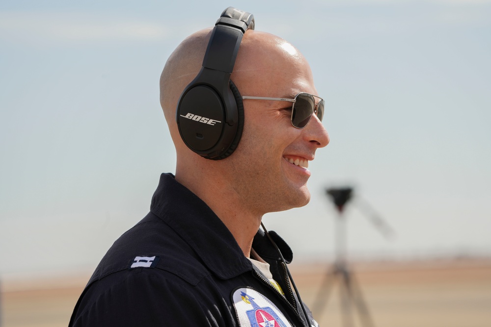 Thunderbirds train in El Centro