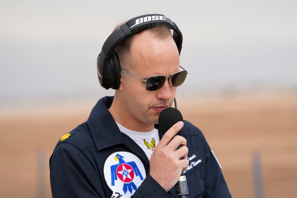 Thunderbirds train in El Centro