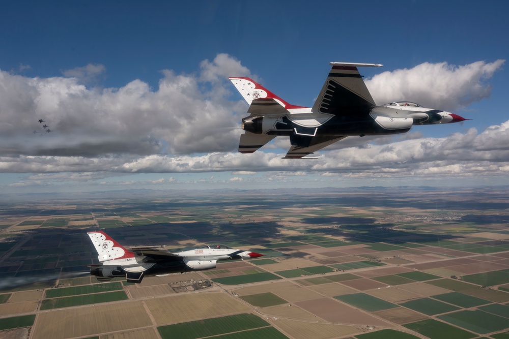 Thunderbirds train in El Centro