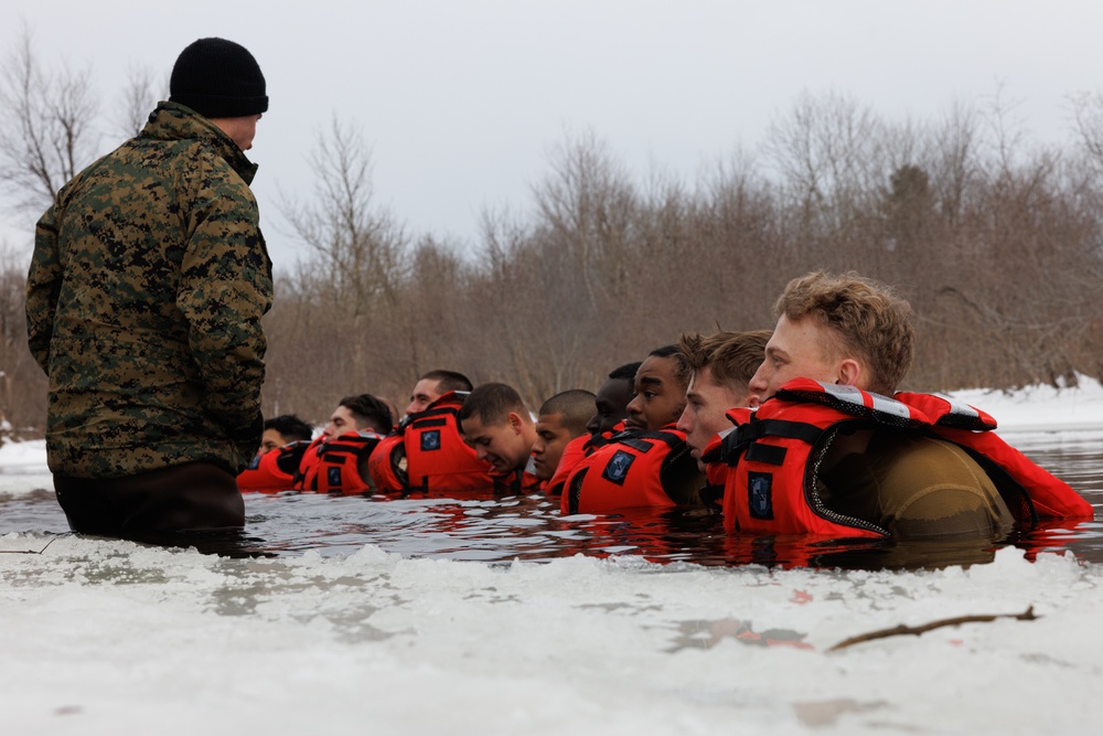 U.S. Marines with 2nd Landing Support Battalion Conduct a Hypothermia Lab in Fort Drum