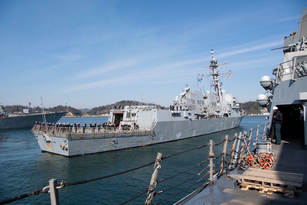 USS John Finn (DDG 113) Arrives at Commander Fleet Activities Yokosuka (CFAY)