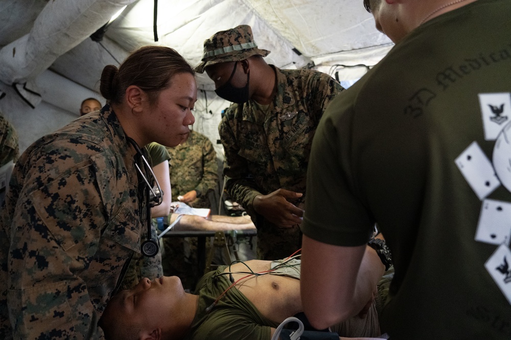 Cobra Gold | U.S. Navy Sailors Provide Role 2 Care to Simulated Parients during Mass Casualty Evacuation Drill