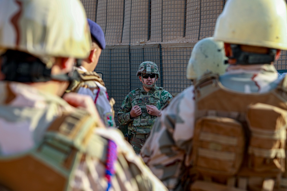 Combined Joint Task Force – Operation Inherent Resolve Conducts a Joint Training Exercise with Iraq 8th Army Artillery Soldiers