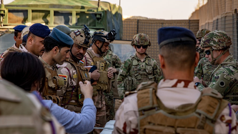 Combined Joint Task Force – Operation Inherent Resolve  Conducts a Joint Training Exercise with Iraq 8th Army Artillery Soldiers