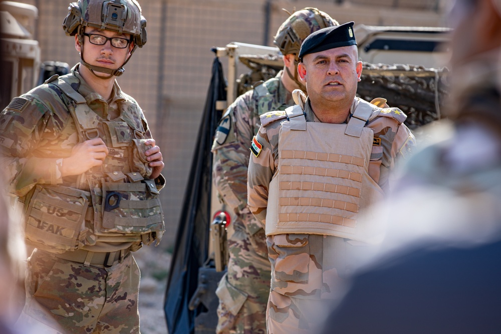 37th Infantry Brigade Combat Team in support of Combined Joint Task Force - Operation Inherent Resolve, joint training exercise with Iraqi 8th Army Artillery Soldiers