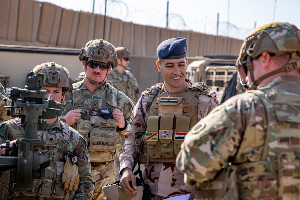 37th Infantry Brigade Combat Team in support of Combined Joint Task Force - Operation Inherent Resolve, joint training exercise with Iraqi 8th Army Artillery Soldiers