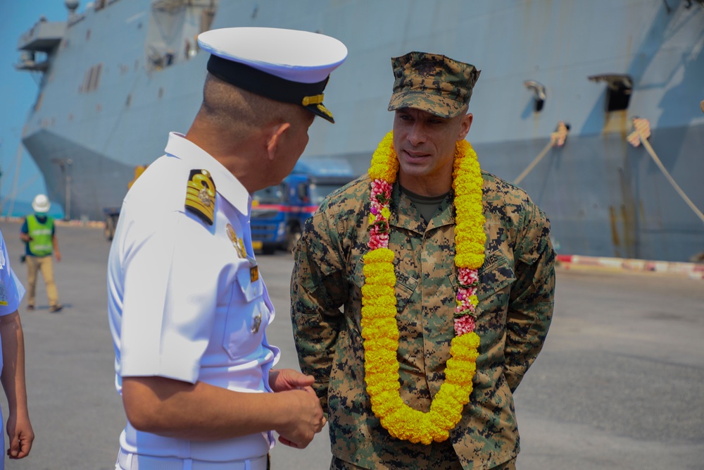 Royal Thai Navy Sailors Greet Battalion Landing Team 2/4's CO