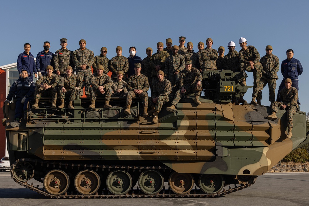 U.S. Marines with 3rd Maintenance Battalion conduct a subject matter expert exchange with Republic of Korea Marines during Korean Marine Exercise Program