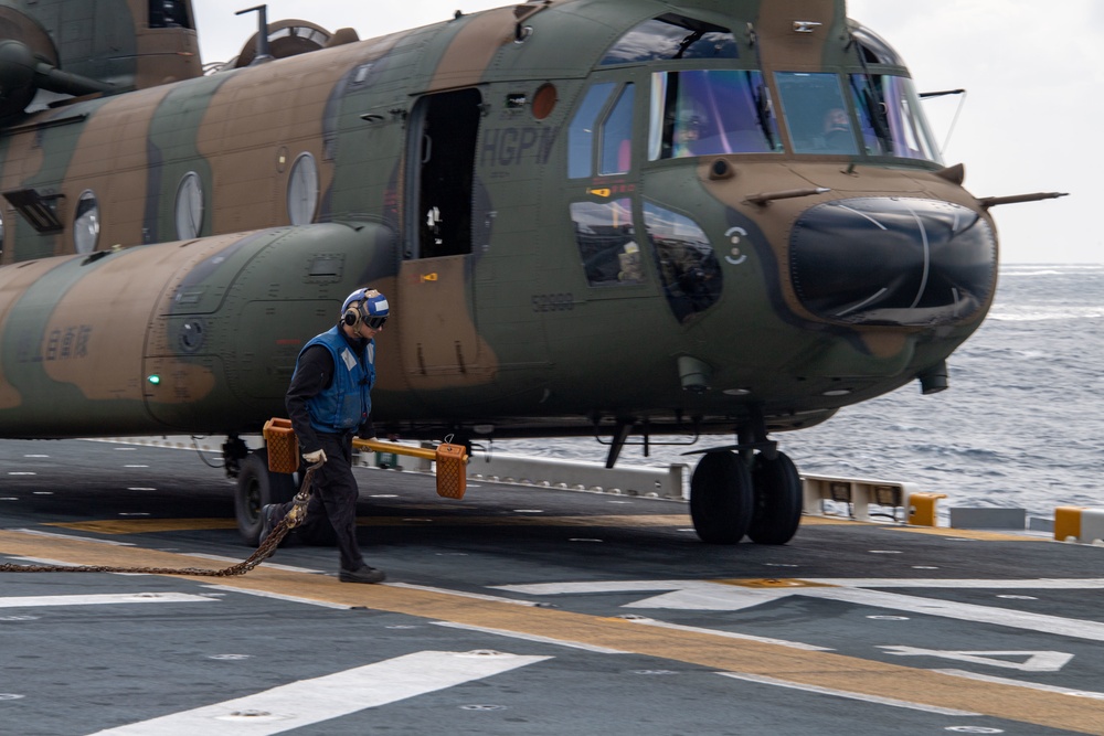 USS America Conducts Joint Flight Operations With JGSDF During Exercise Iron Fist