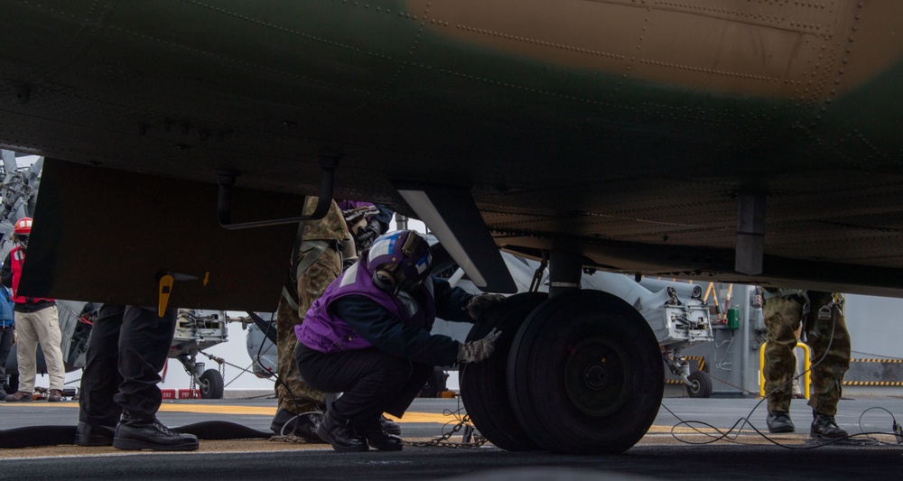 USS America Conducts Joint Flight Operations With JGSDF During Exercise Iron Fist