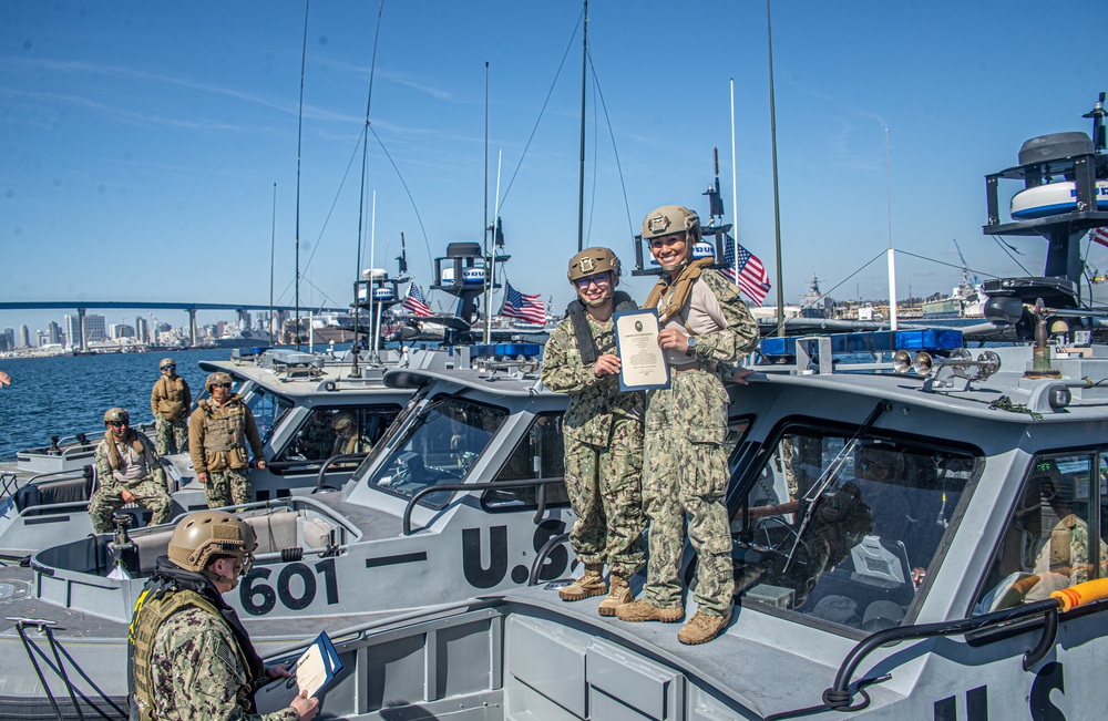 MSRON 11 Holds a Re-enlistment during Unit Level Training in San Diego Harbor