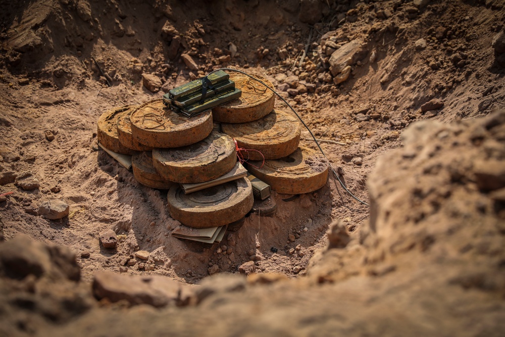 U.S. Marine Corps EOD Technicians Conduct Training with Royal Thai Armed Forces