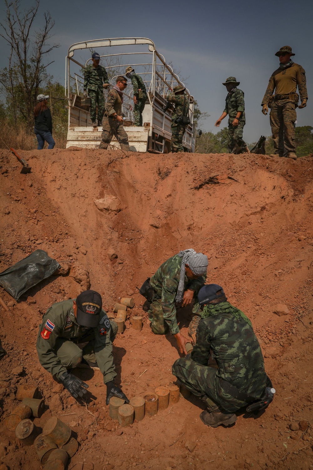 U.S. Marine Corps EOD Technicians Conduct Training with Royal Thai Armed Forces