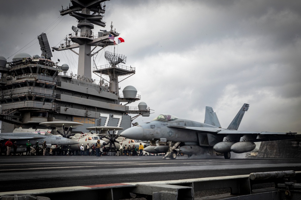 USS George H.W. Bush (CVN 77) Conducts Daily Operations