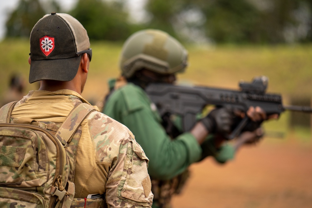 Côte d'Ivoire, Netherlands range training