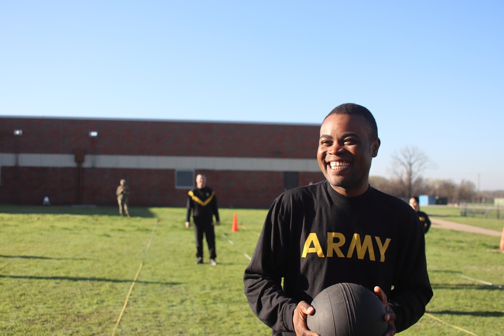 807th Medical Command's Senior Leaders Join Their Soldiers in the Army Combat Fitness Test