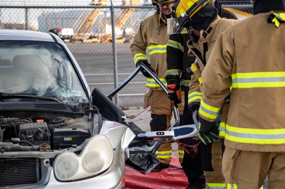 Rickenbacker Fire Department Jaws of Life training